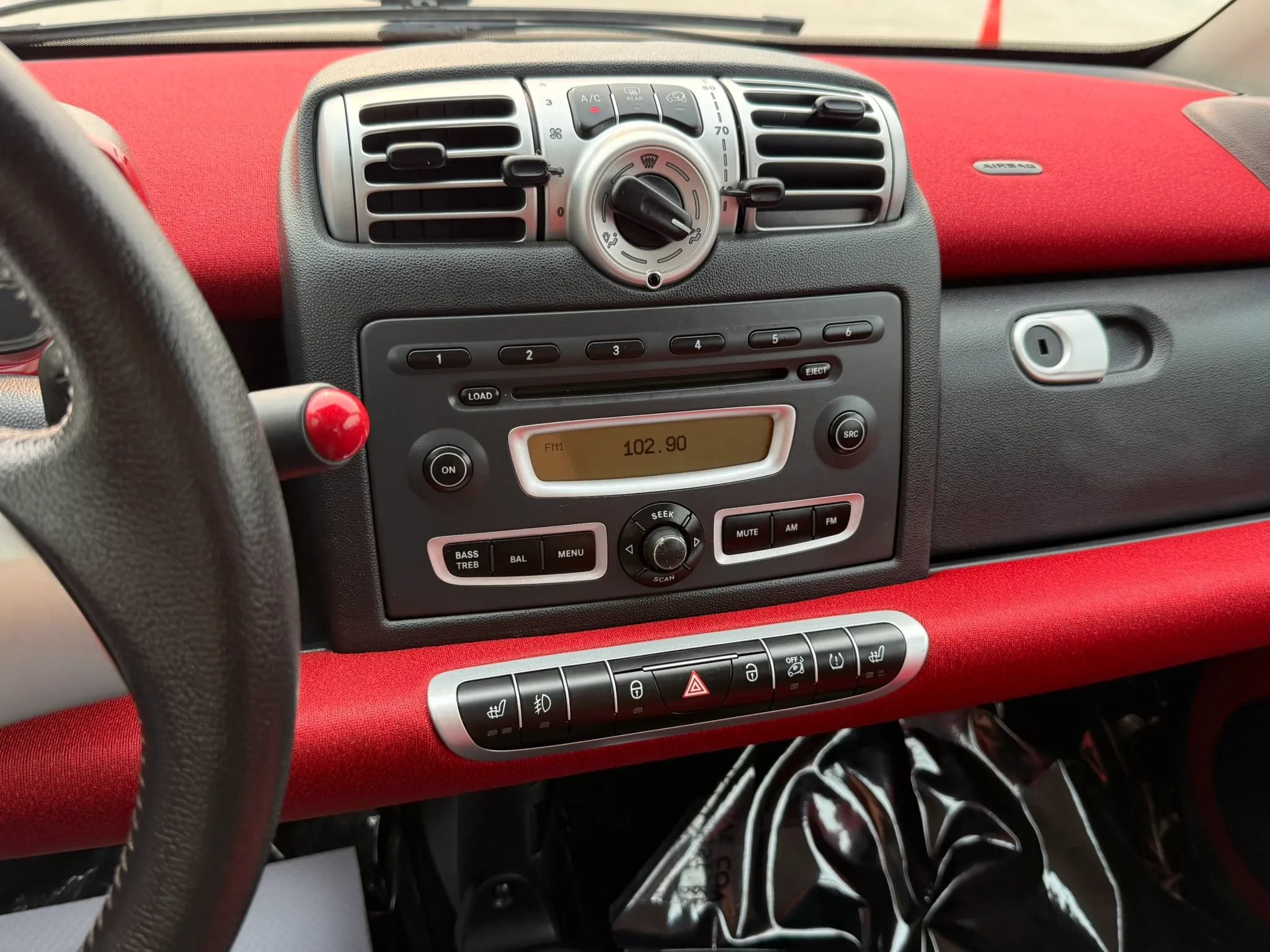 Used 2009 smart fortwo passion RWD image 22