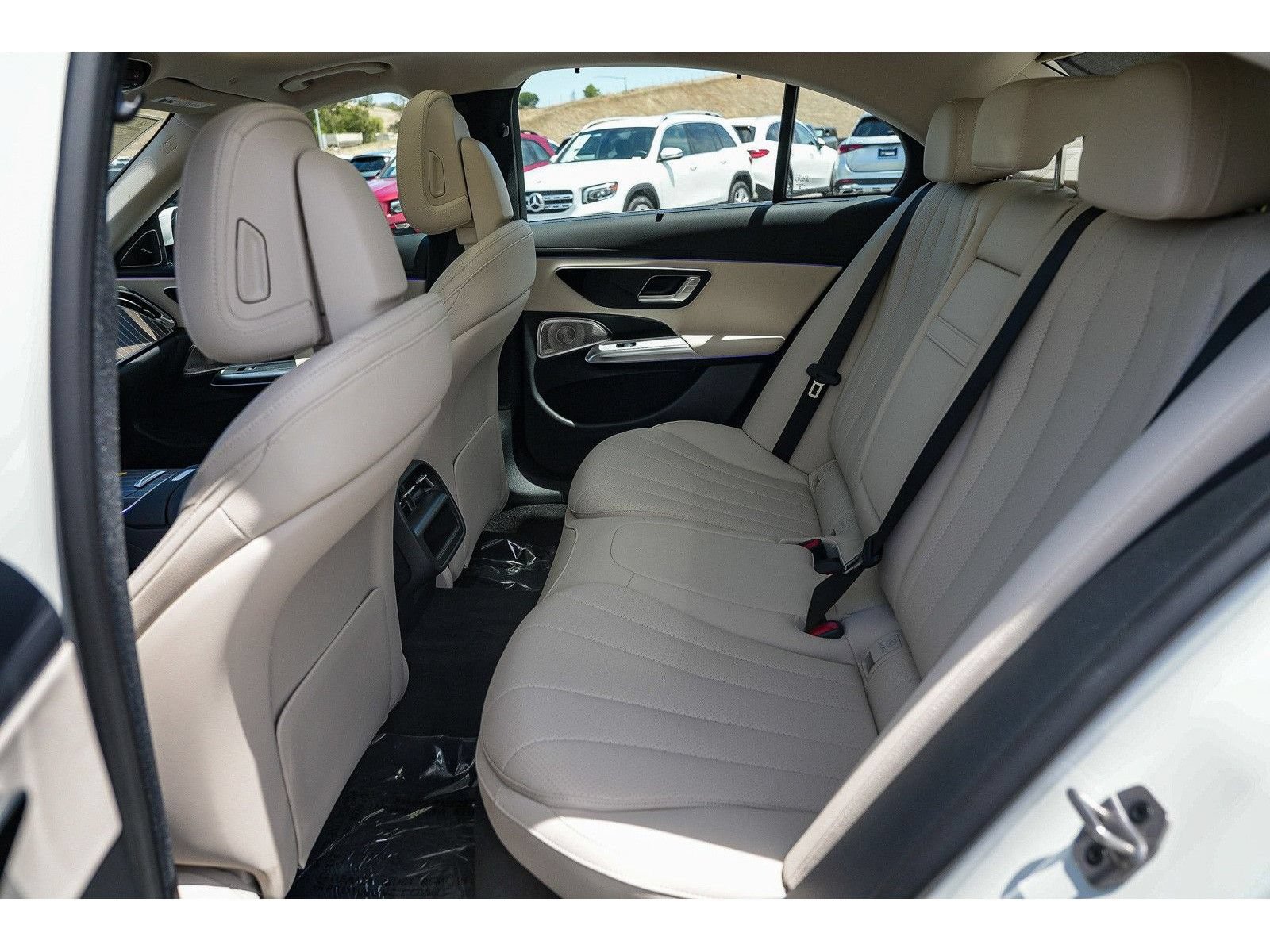 New 2026 Mercedes-Benz E 450 4MATIC Sedan image 18
