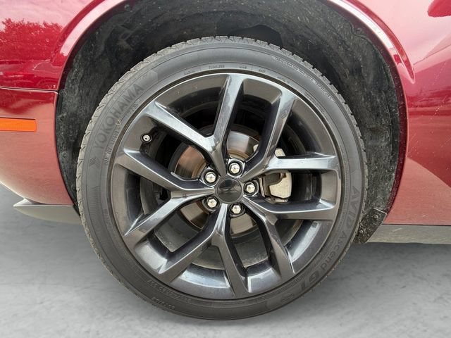 Used 2022 Dodge Challenger SXT w/ Blacktop Package RWD image 23