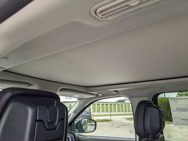 New 2026 Ford Expedition Platinum w/ Platinum Ultimate Package AWD/4WD image 19