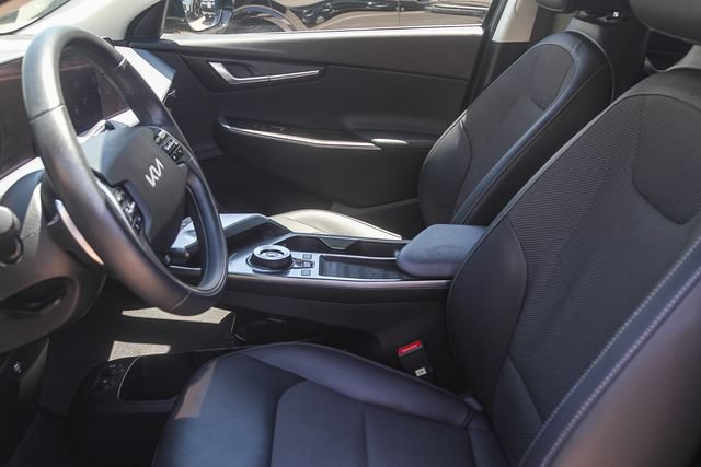 Certified 2023 Kia EV6 Light RWD image 18