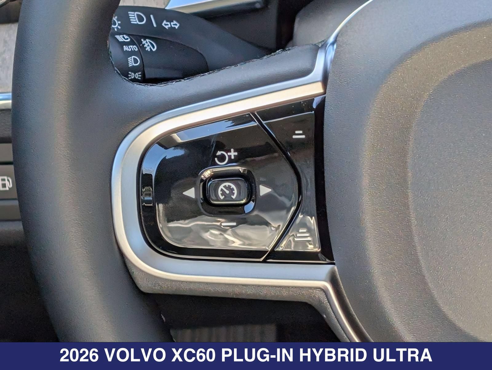 New 2026 Volvo XC60 T8 Ultra w/ Protection Package Premier AWD/4WD image 17