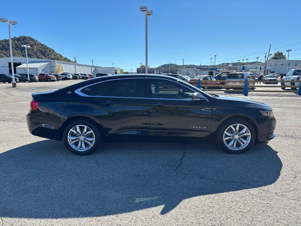 Used 2017 Chevrolet Impala LT FWD image 6