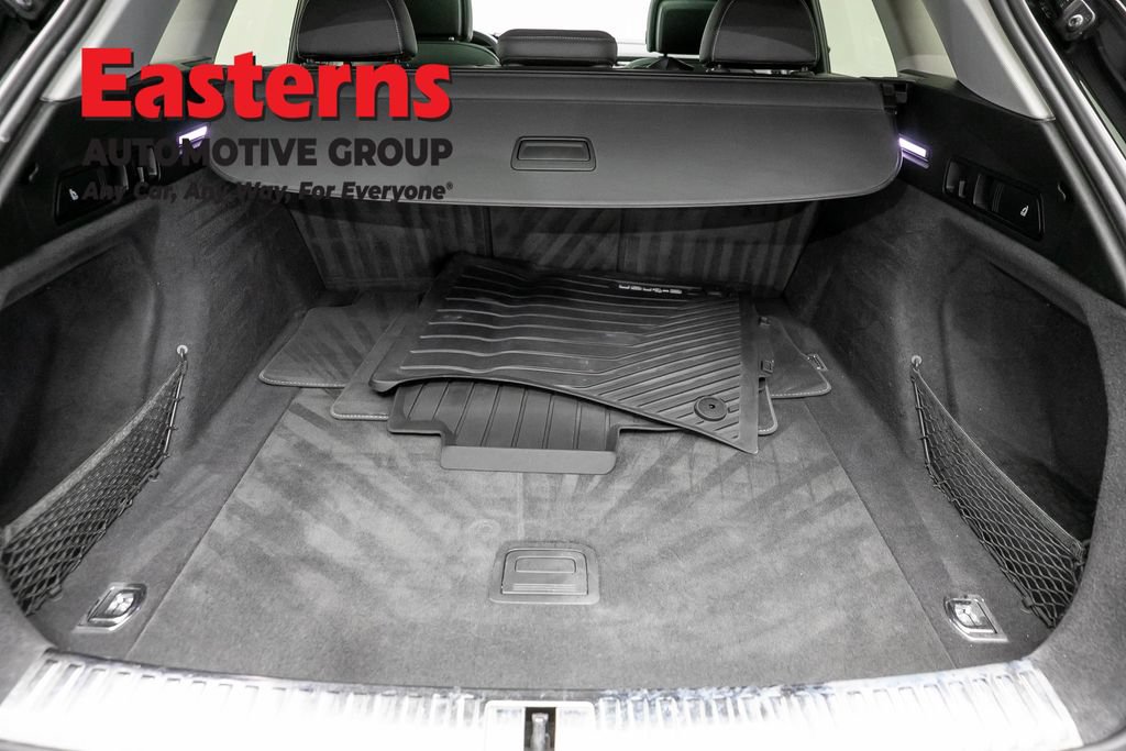 Used 2021 Audi e-tron Premium w/ Convenience Plus Package AWD/4WD image 9