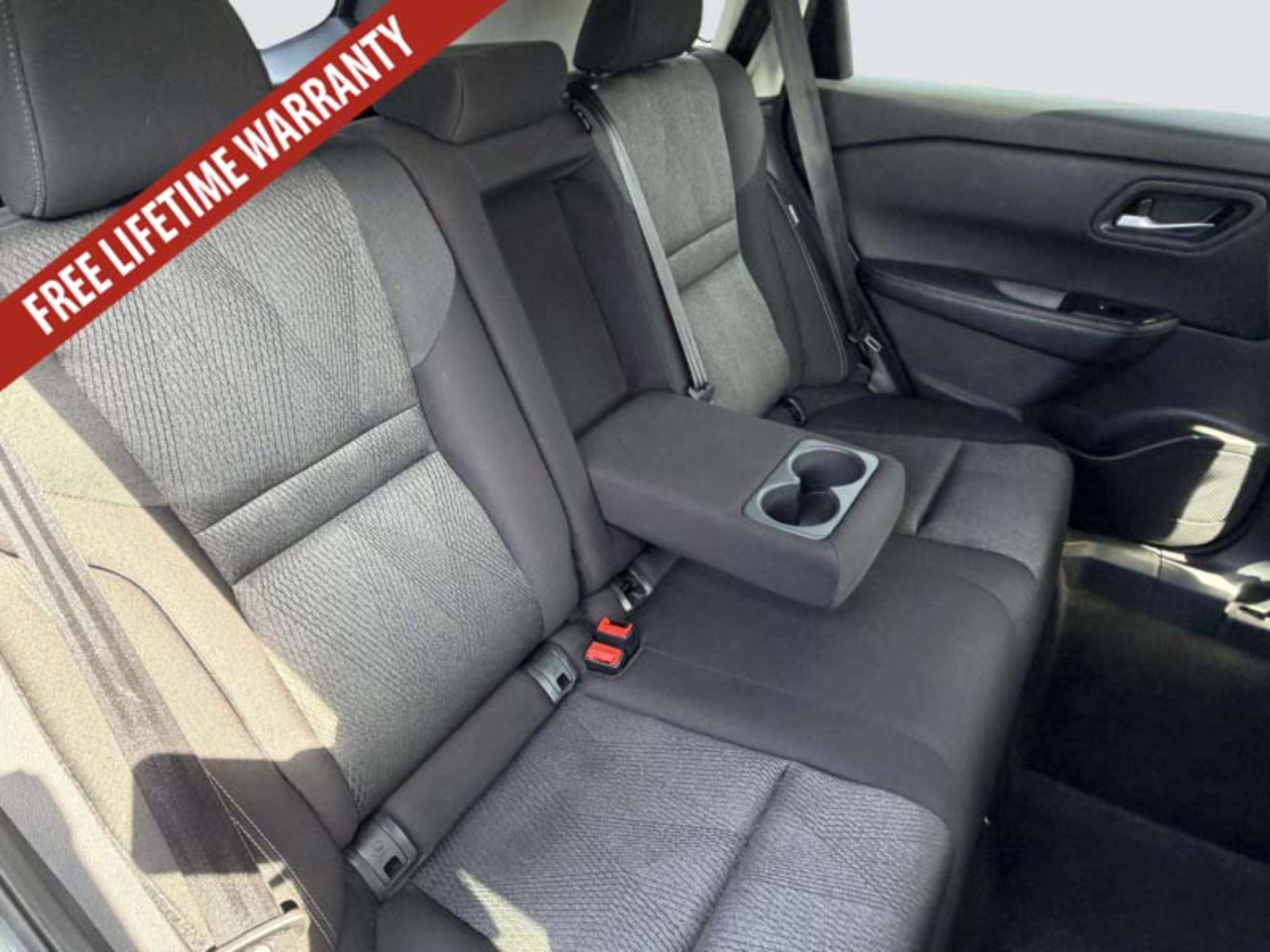 Used 2025 Nissan Rogue SV AWD/4WD image 23