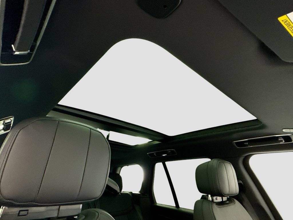 New 2026 Land Rover Range Rover SE AWD/4WD image 18