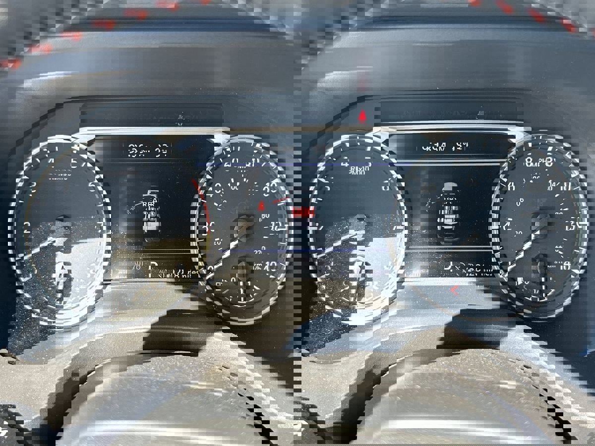 New 2025 Nissan Rogue SV image 27