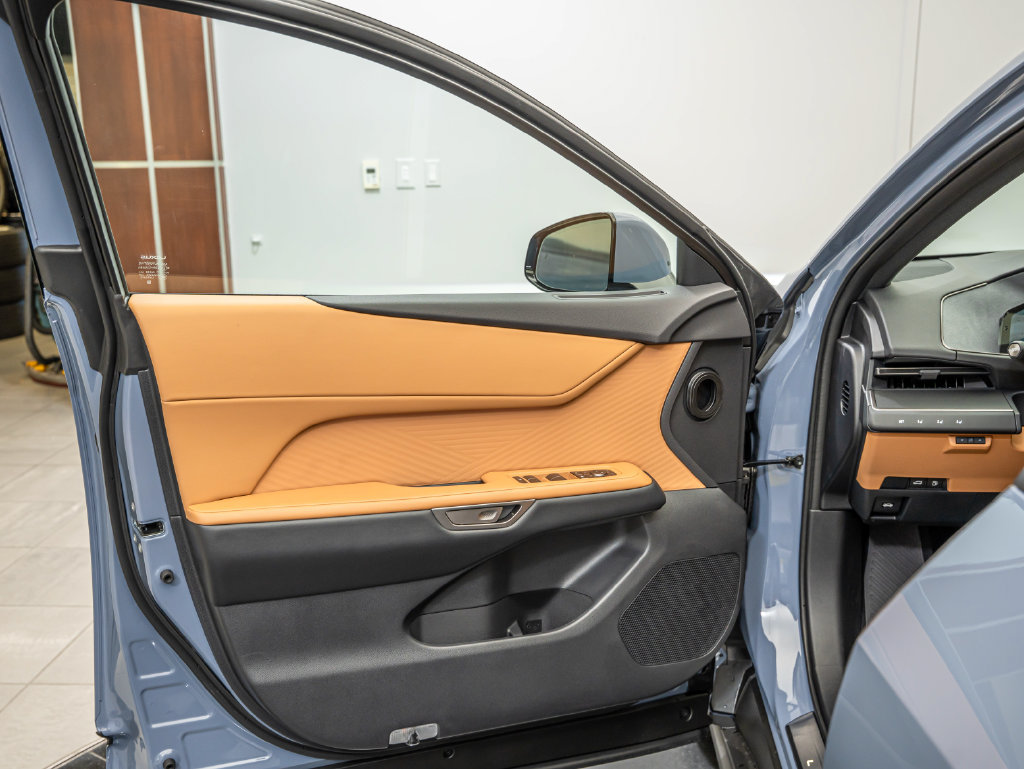 New 2026 Lexus ES 350h AWD w/ Convenience Package image 25