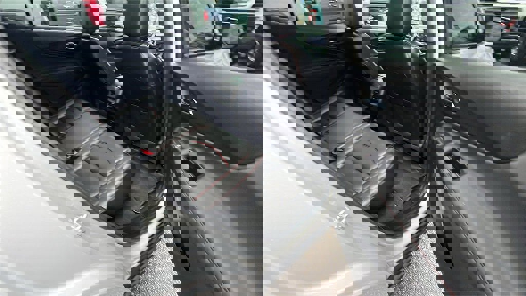 Used 2022 Chevrolet Equinox RS w/ RS Leather Package image 20