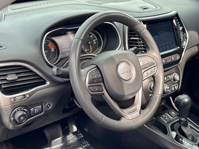 Used 2021 Jeep Cherokee Limited image 19