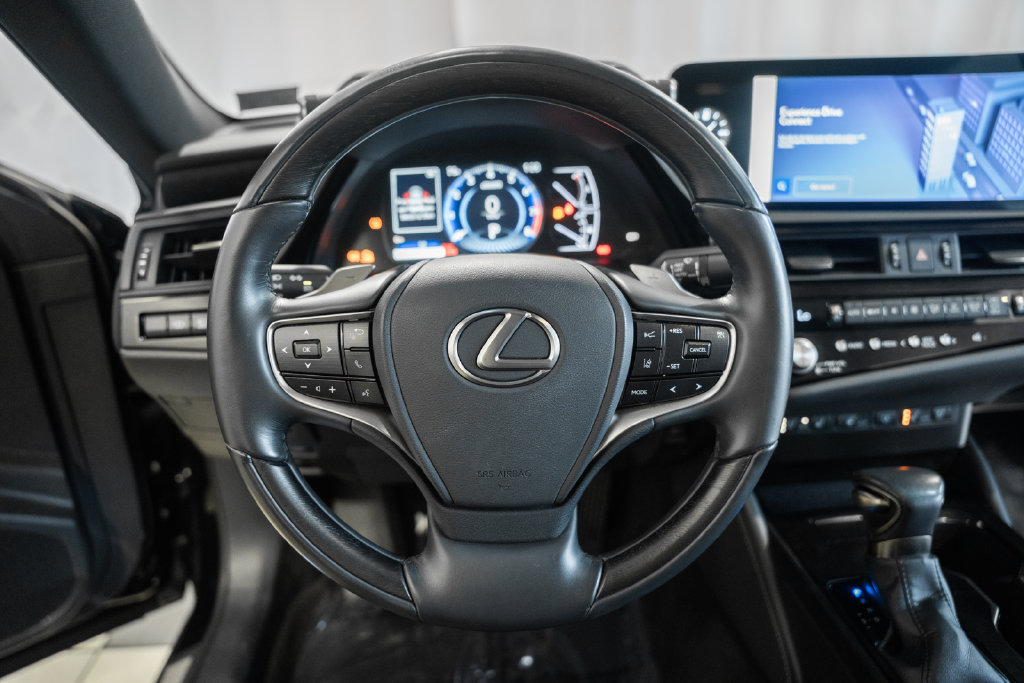 Used 2024 Lexus ES 350 w/ Accessory Package (Z2) FWD image 29