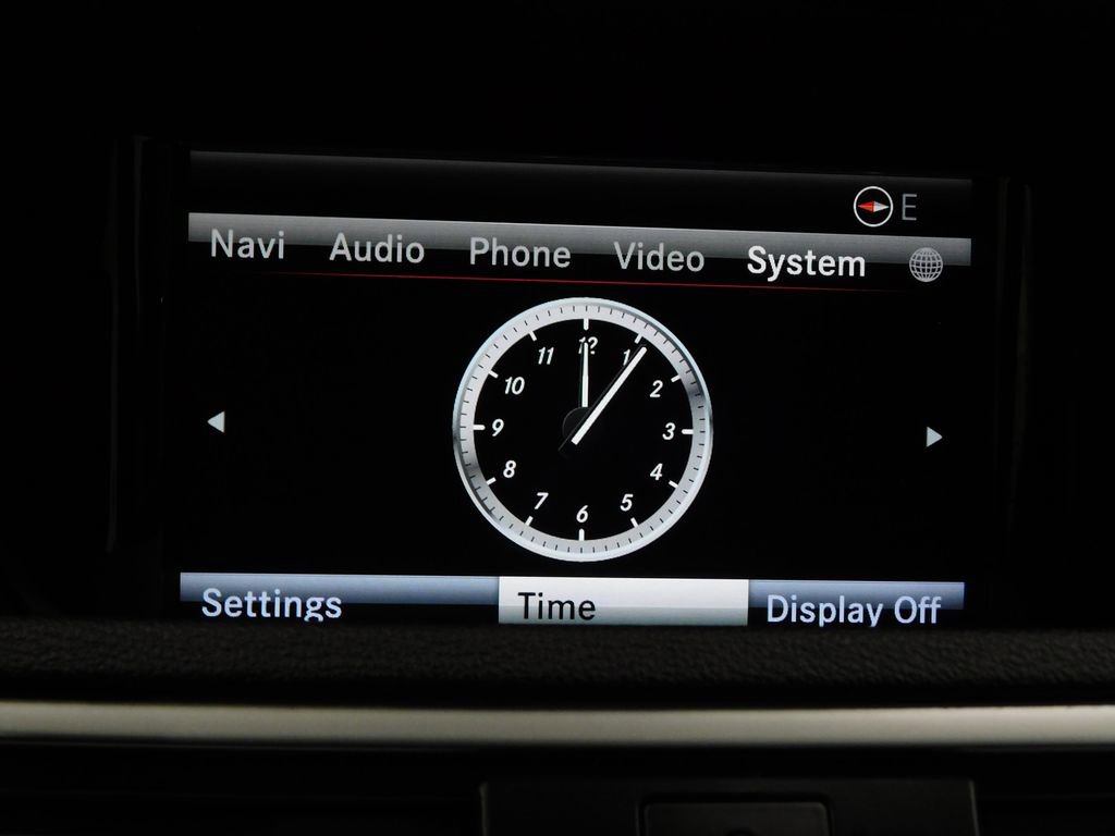 Used 2013 Mercedes-Benz E 350 4MATIC Sedan image 61