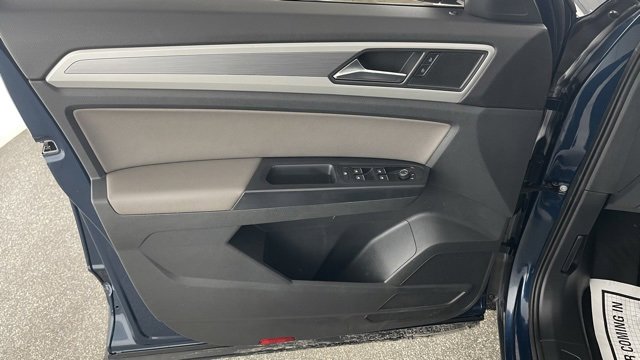 Used 2021 Volkswagen Atlas S image 34