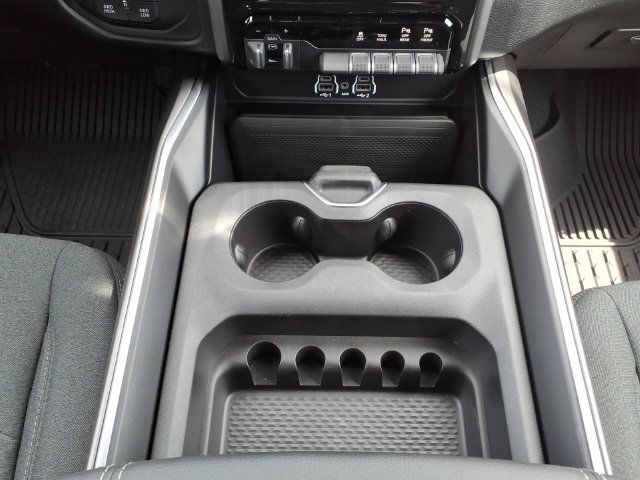 New 2026 RAM 2500 Big Horn AWD/4WD image 25