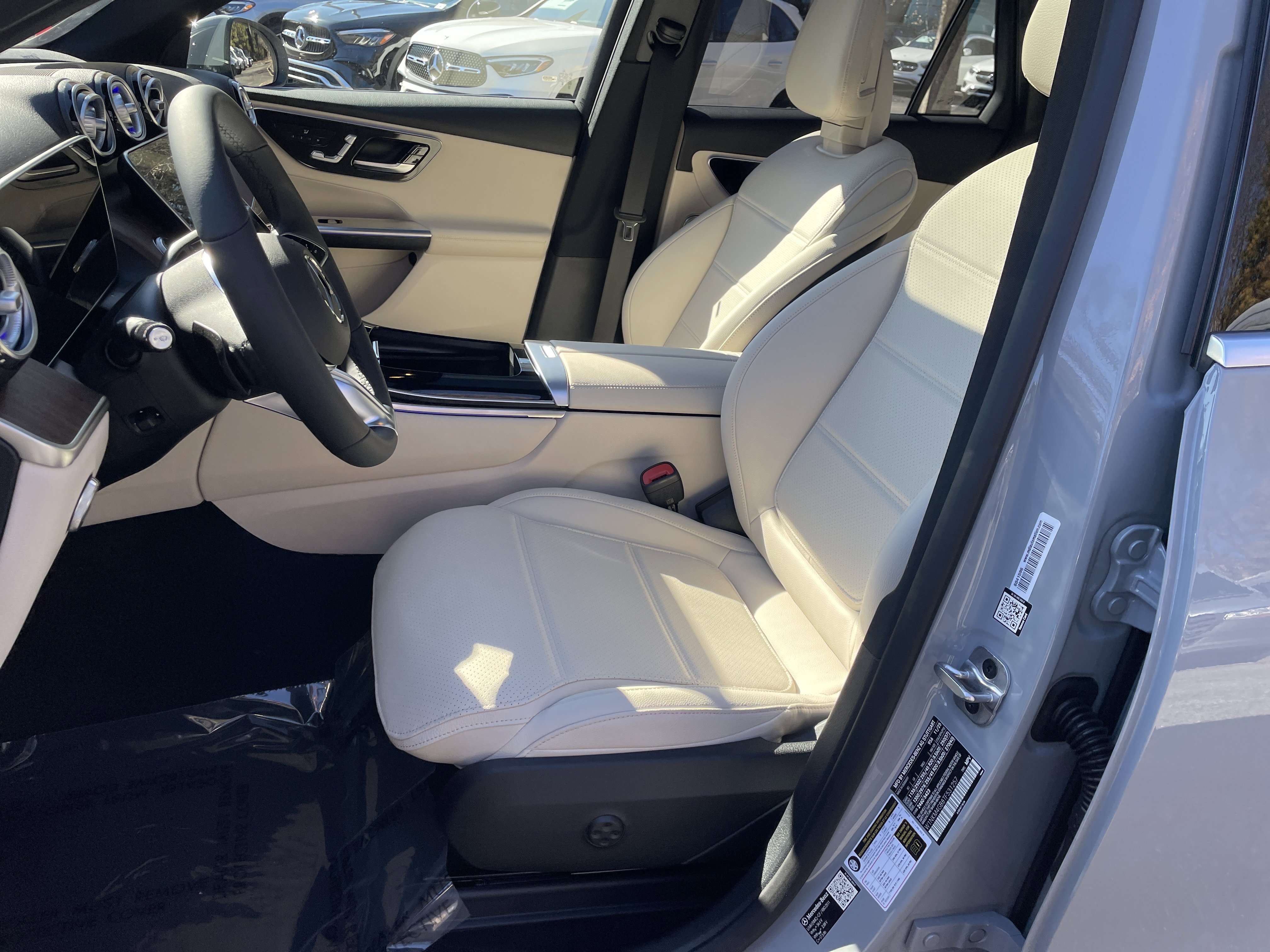 New 2026 Mercedes-Benz GLC 300 image 21