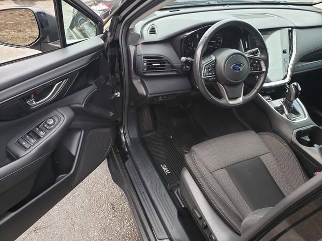Used 2023 Subaru Outback Premium image 10