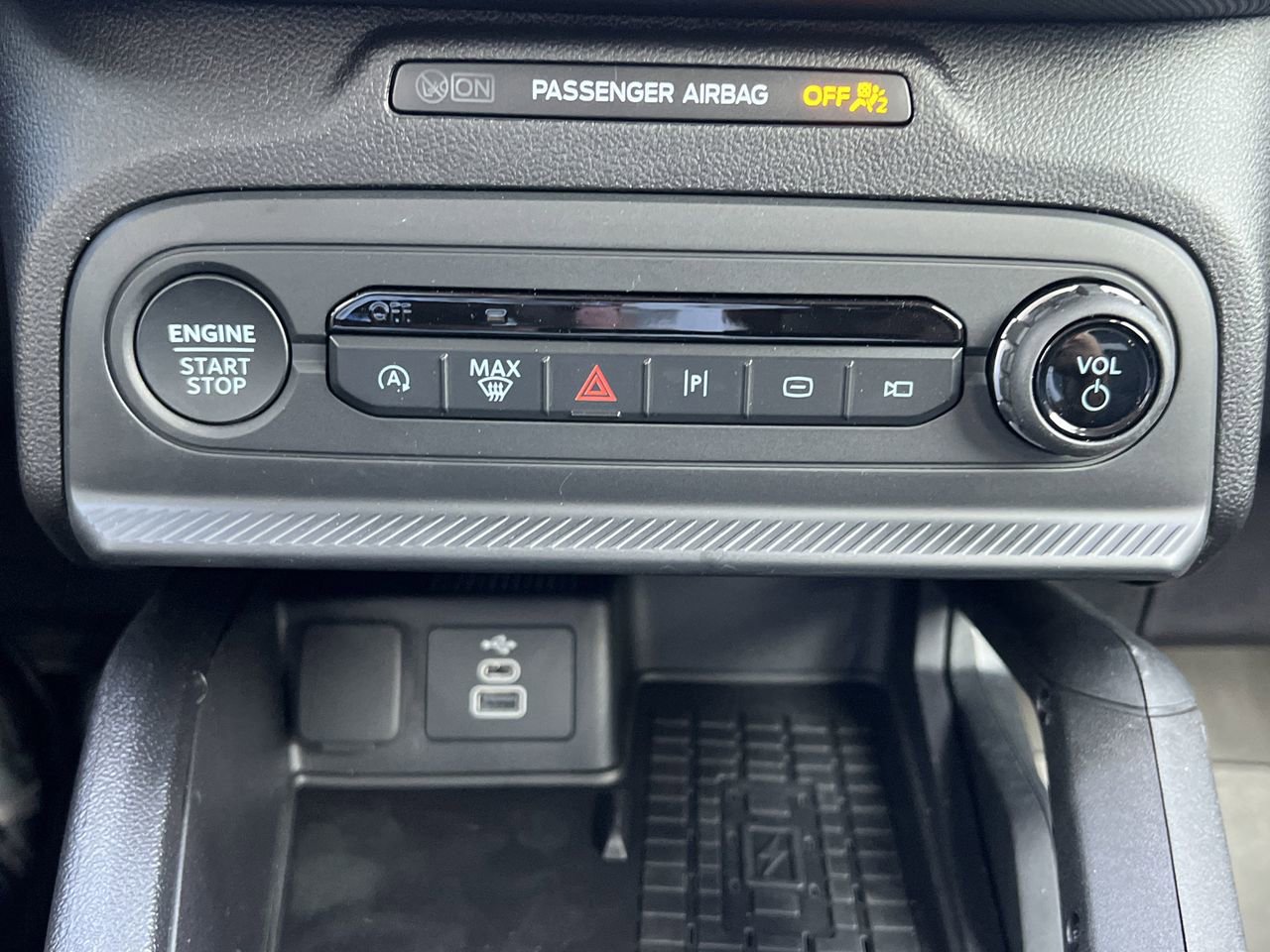 New 2025 Ford Bronco Sport Outer Banks w/ Sasquatch Outer Banks Package image 6