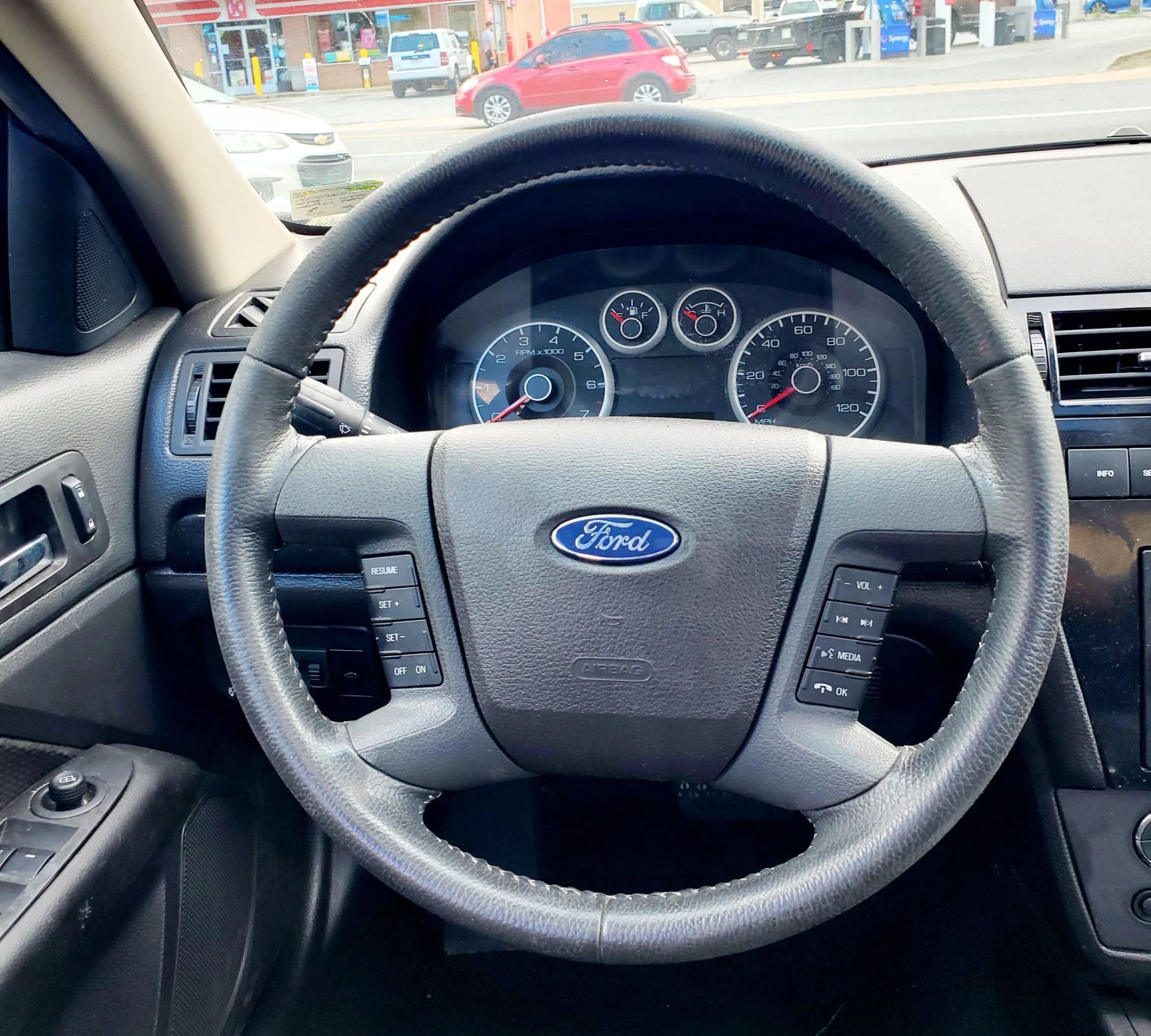 Used 2009 Ford Fusion SEL FWD image 19