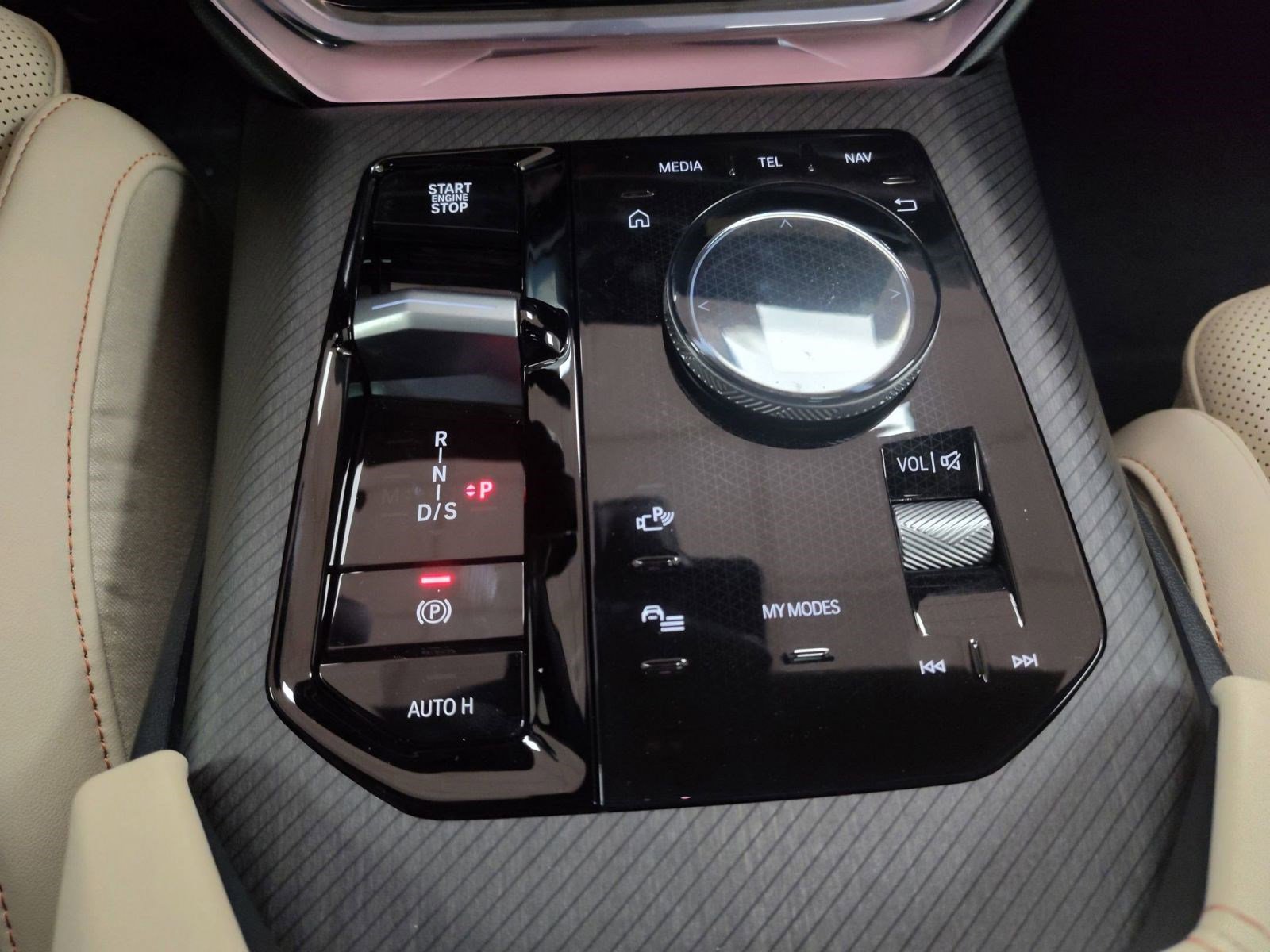 Used 2026 BMW X3 xDrive30 w/ Premium Package image 18