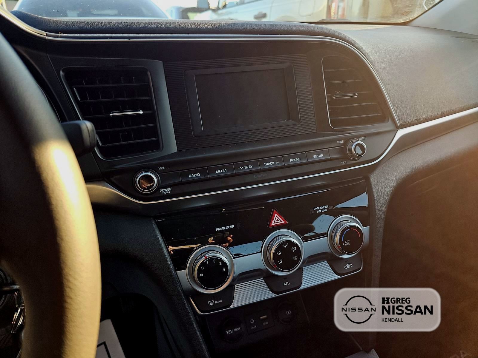 Used 2019 Hyundai Elantra SE w/ Cargo Package image 18