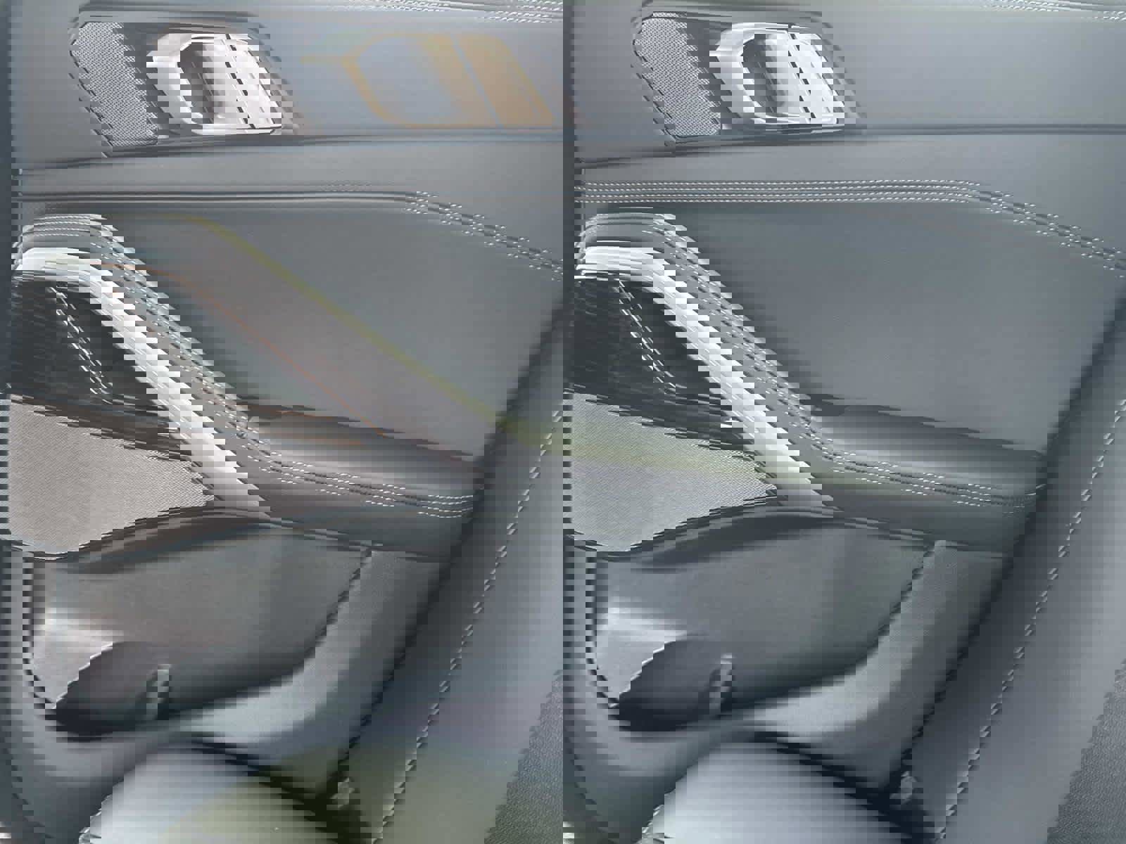 Certified 2025 BMW X6 xDrive40i image 15