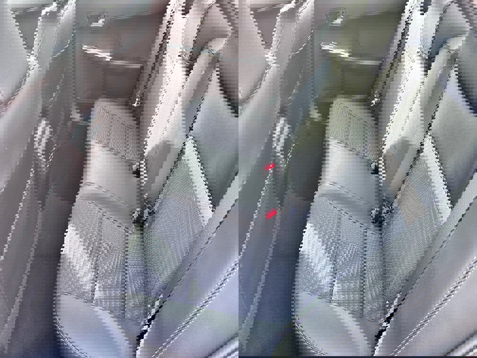 Used 2014 Toyota Camry SE image 6