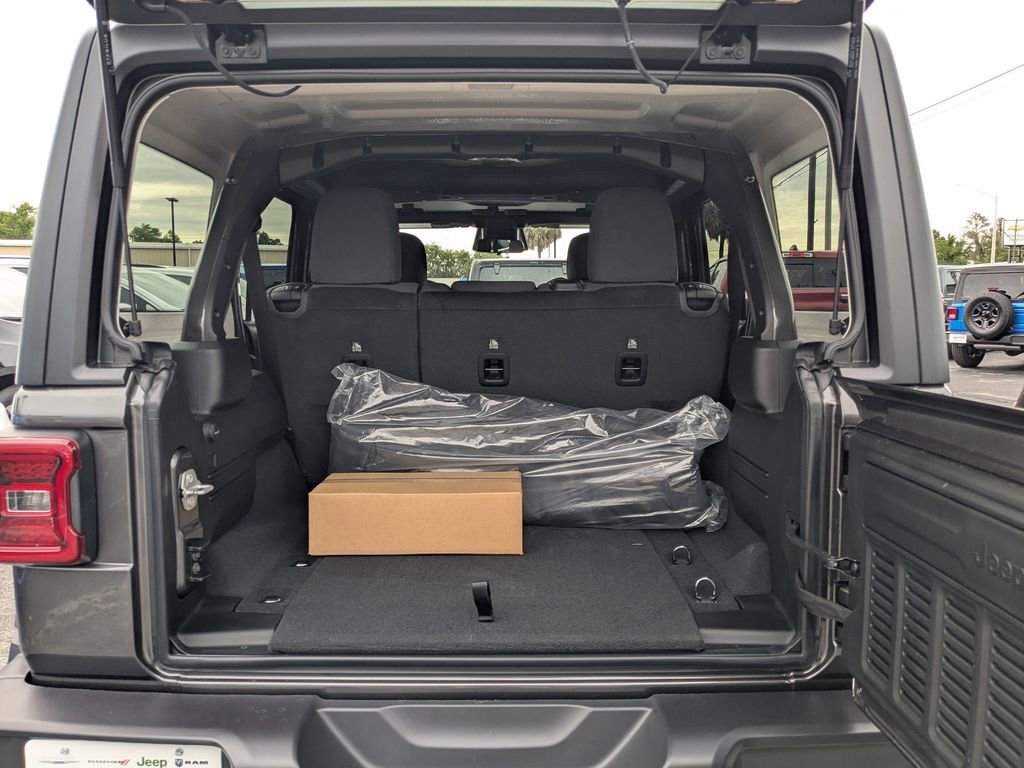 New 2026 Jeep Wrangler Sport S image 11