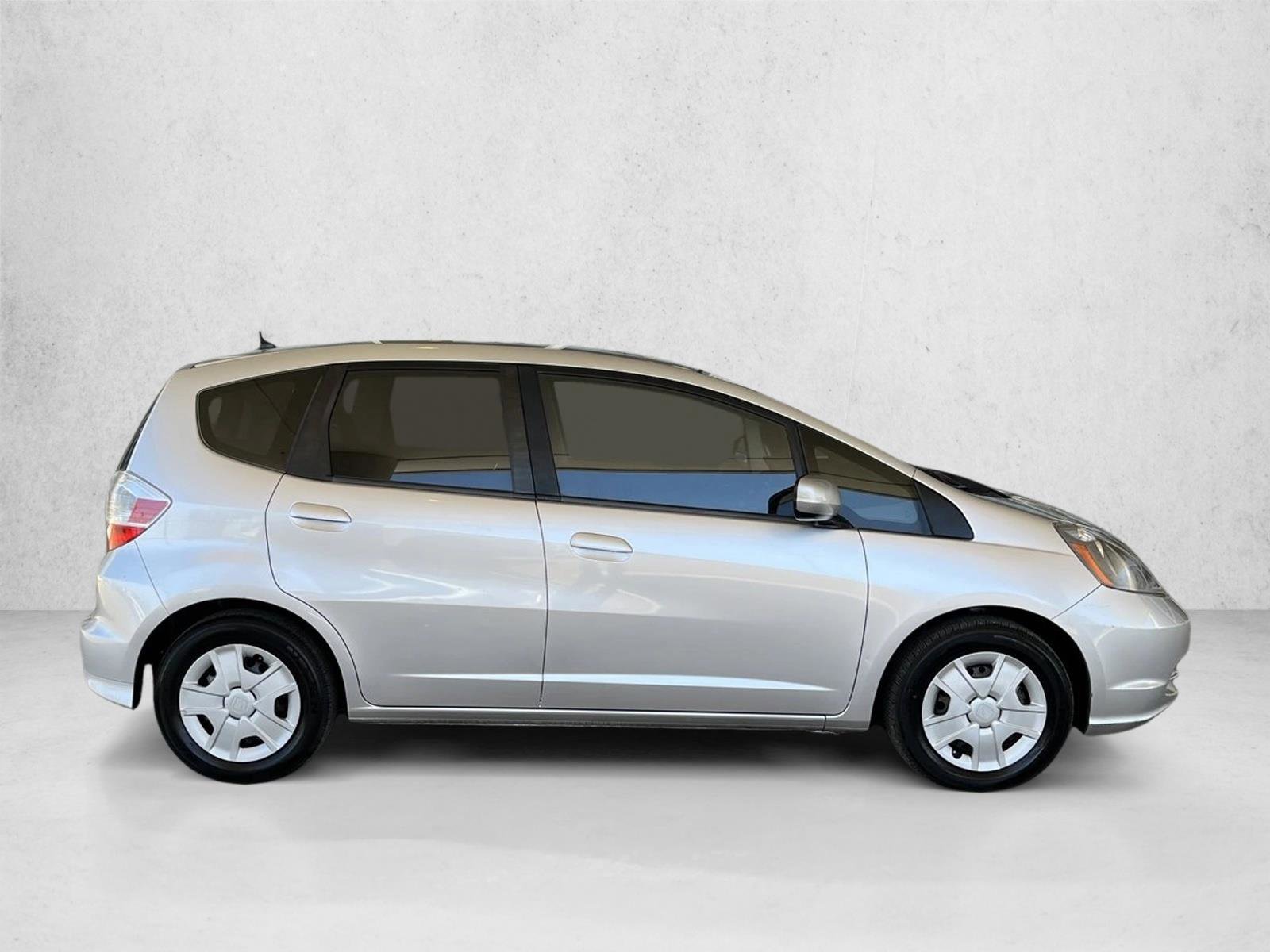 Used 2013 Honda Fit image 4