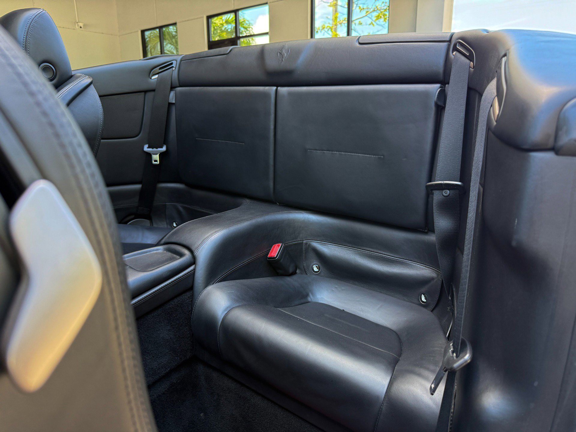Used 2010 Ferrari California RWD image 32