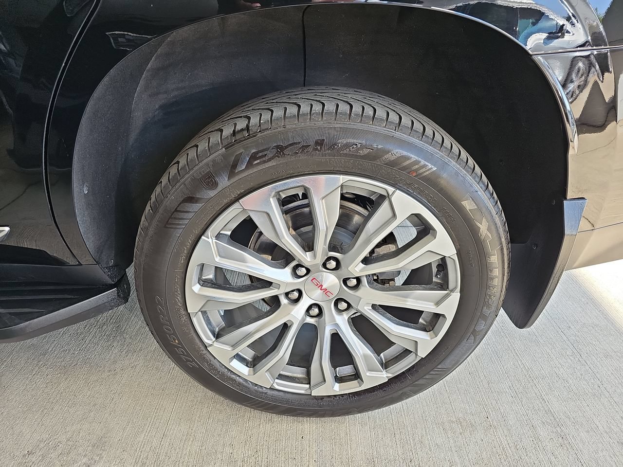 Certified 2023 GMC Yukon Denali AWD/4WD image 39