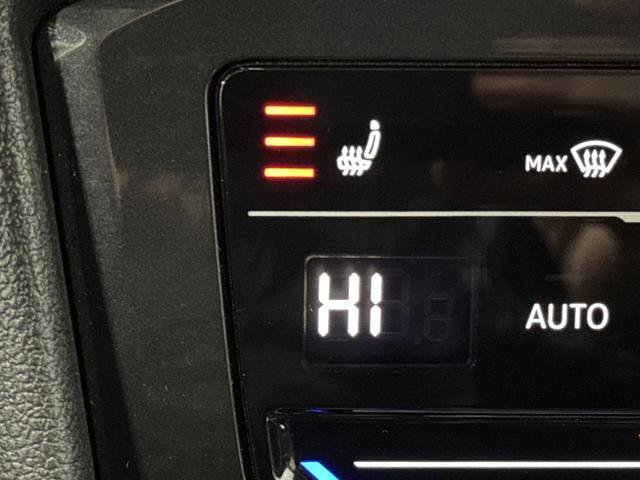 Used 2022 Volkswagen Tiguan SE image 7