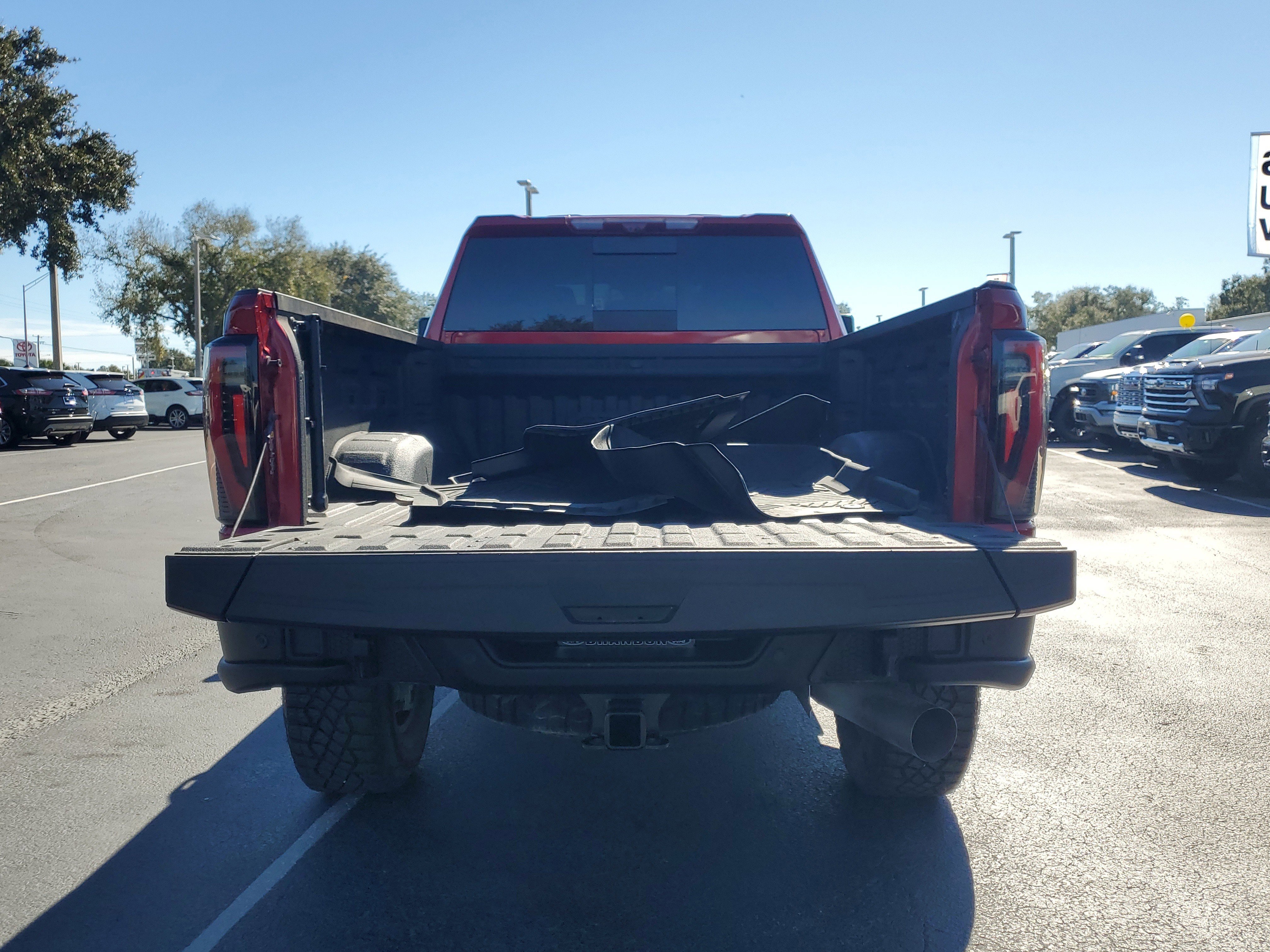 Used 2024 GMC Sierra 2500 AT4X w/ AT4X AEV Edition image 10