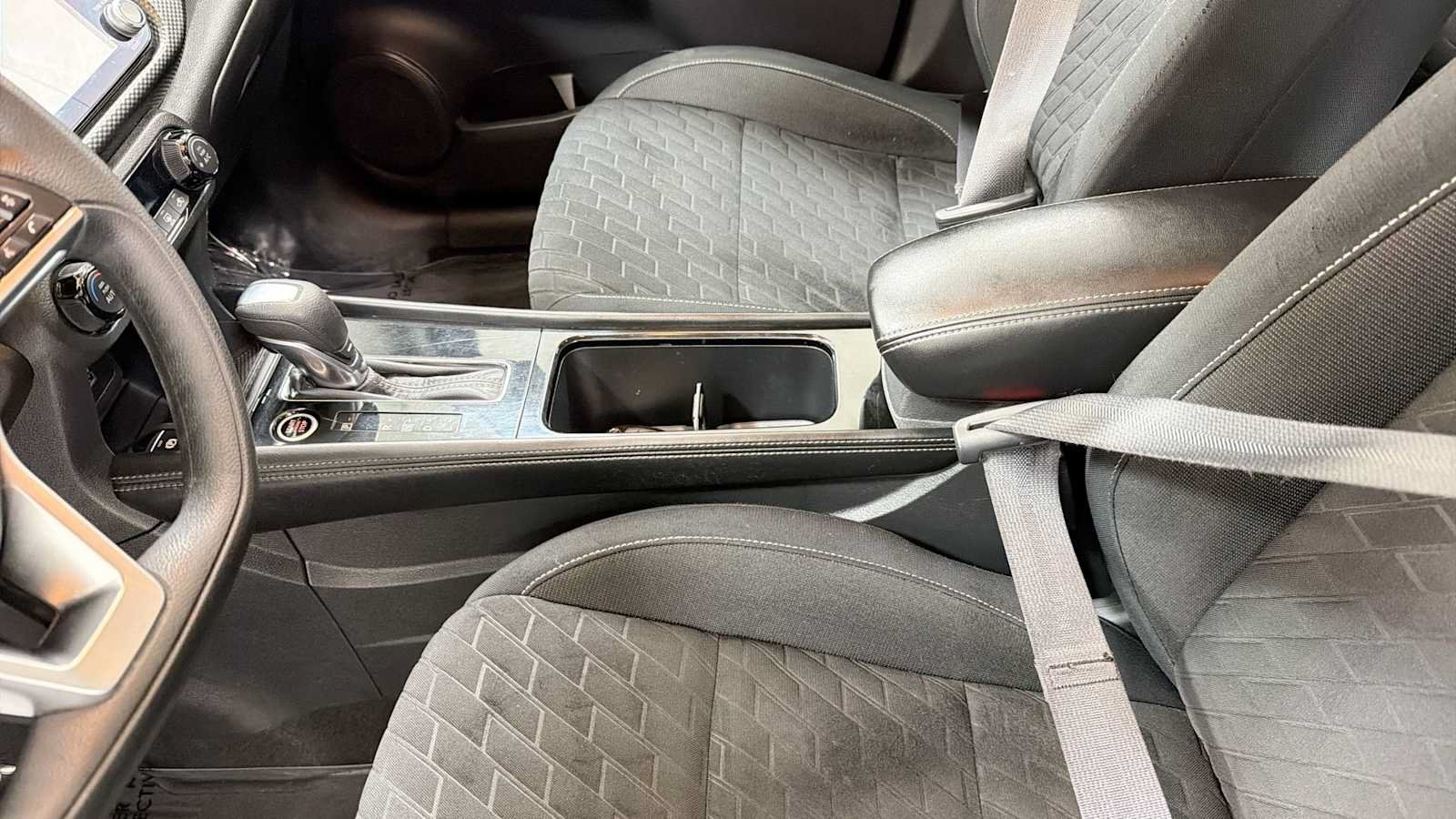 Used 2021 Nissan Kicks SV FWD image 22