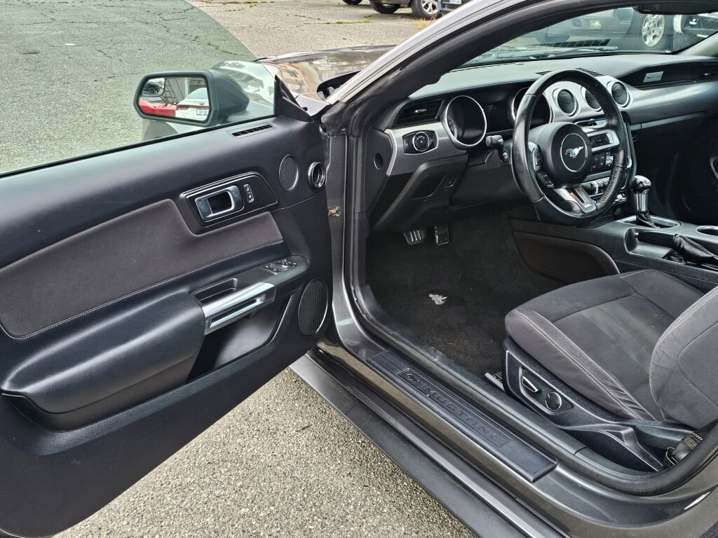 Used 2019 Ford Mustang Coupe w/ Equipment Group 101A image 17