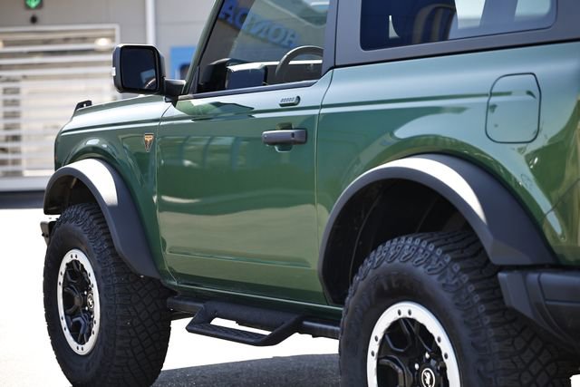 Used 2023 Ford Bronco Badlands image 7
