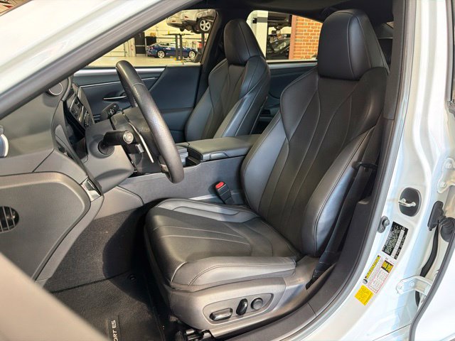 Used 2022 Lexus ES 300h F Sport w/ Accessory Package FWD image 13