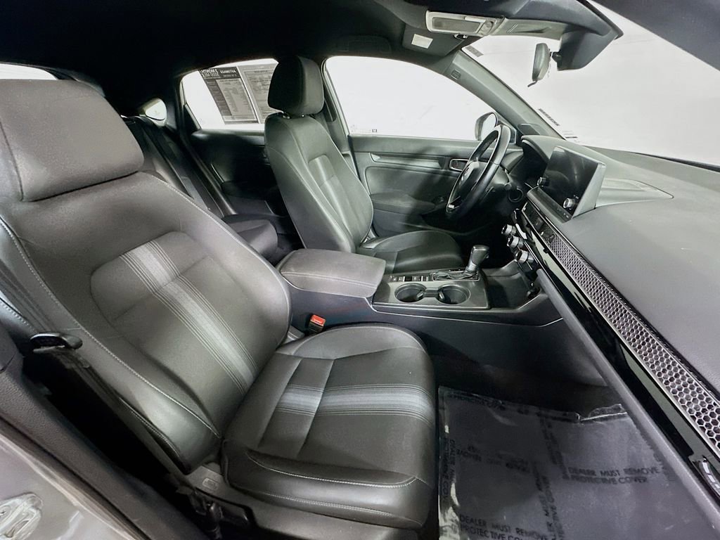 Used 2025 Honda Civic Sport image 12