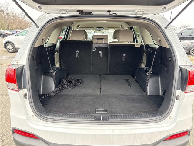 Certified 2018 Kia Sorento LX image 12