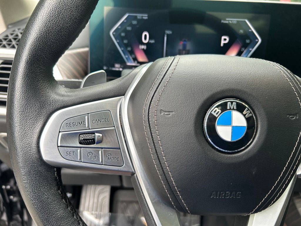 Used 2024 BMW X7 xDrive40i AWD/4WD image 23