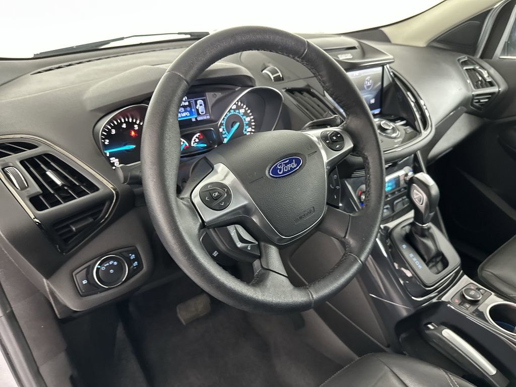 Used 2014 Ford Escape Titanium FWD image 11