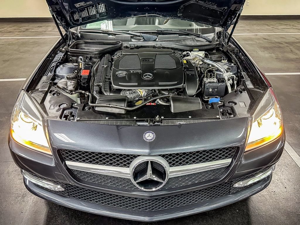 Used 2012 Mercedes-Benz SLK 350 image 30