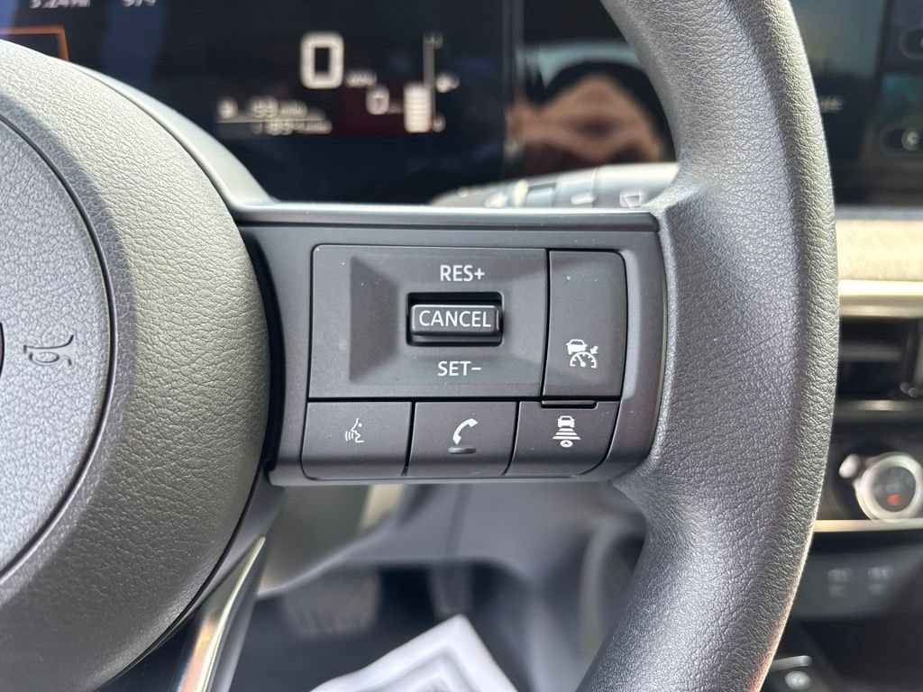 Used 2025 Nissan Kicks SV w/ SV Premium Package AWD/4WD image 25