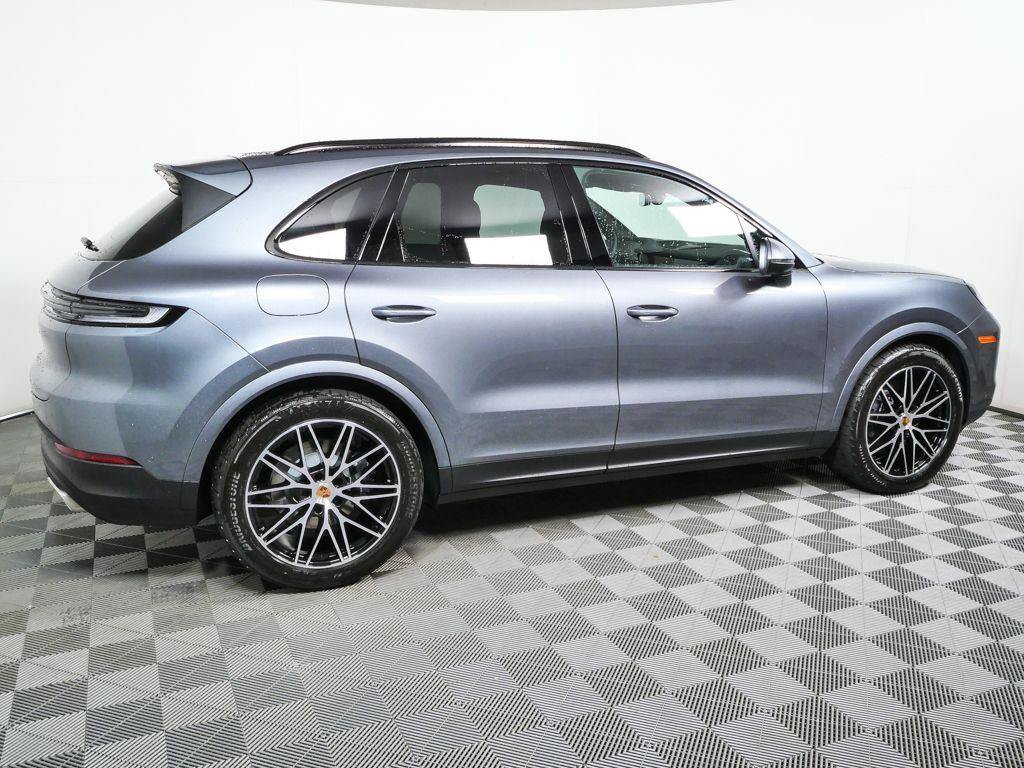 New 2026 Porsche Cayenne AWD/4WD image 31