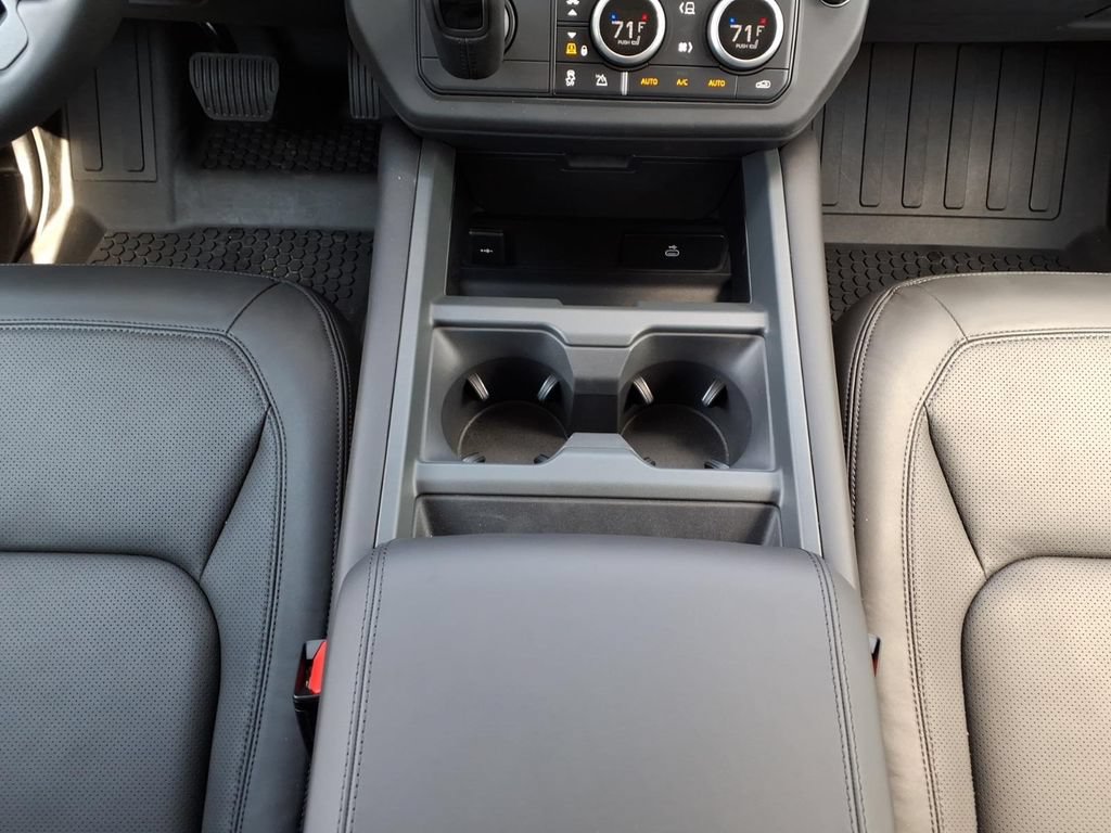 New 2026 Land Rover Defender 110 S AWD/4WD image 21