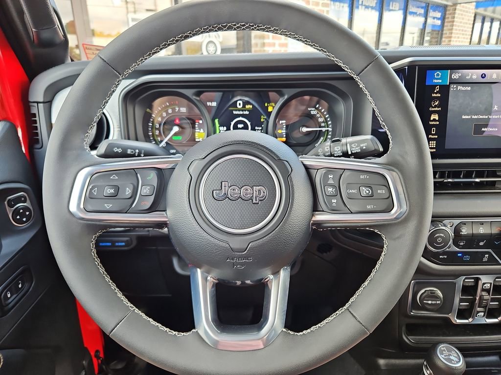 Used 2025 Jeep Wrangler Unlimited Sahara image 10