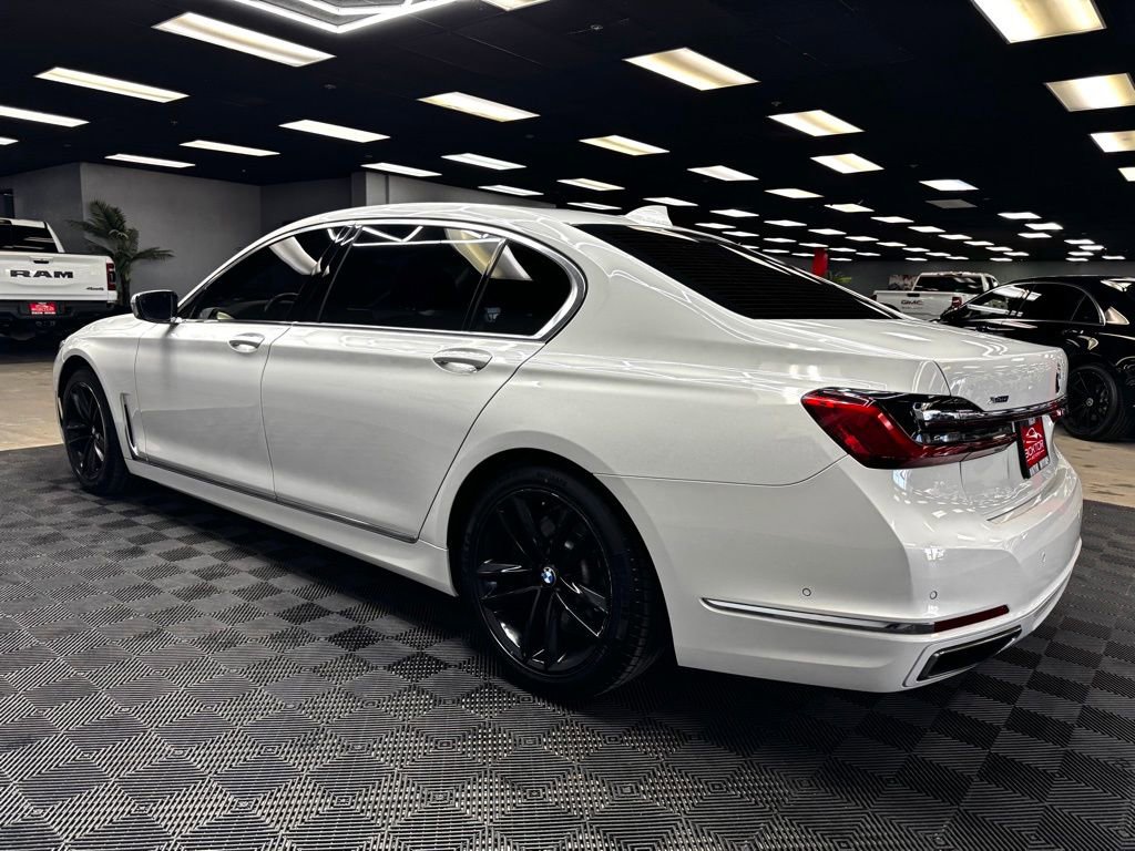 Used 2021 BMW 750i xDrive image 9