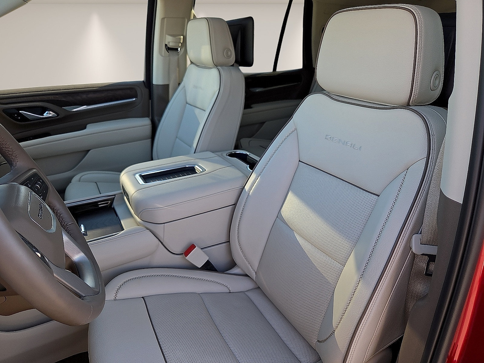 Used 2024 GMC Yukon Denali w/ Denali Reserve Package AWD/4WD image 15
