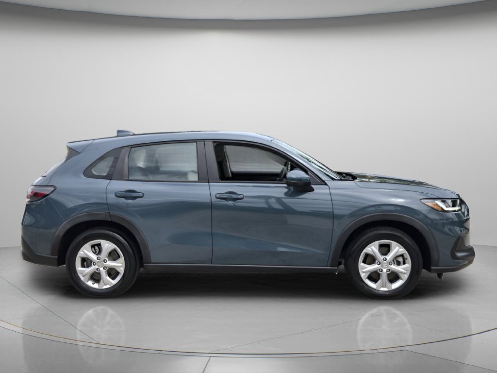 Certified 2024 Honda HR-V LX image 3