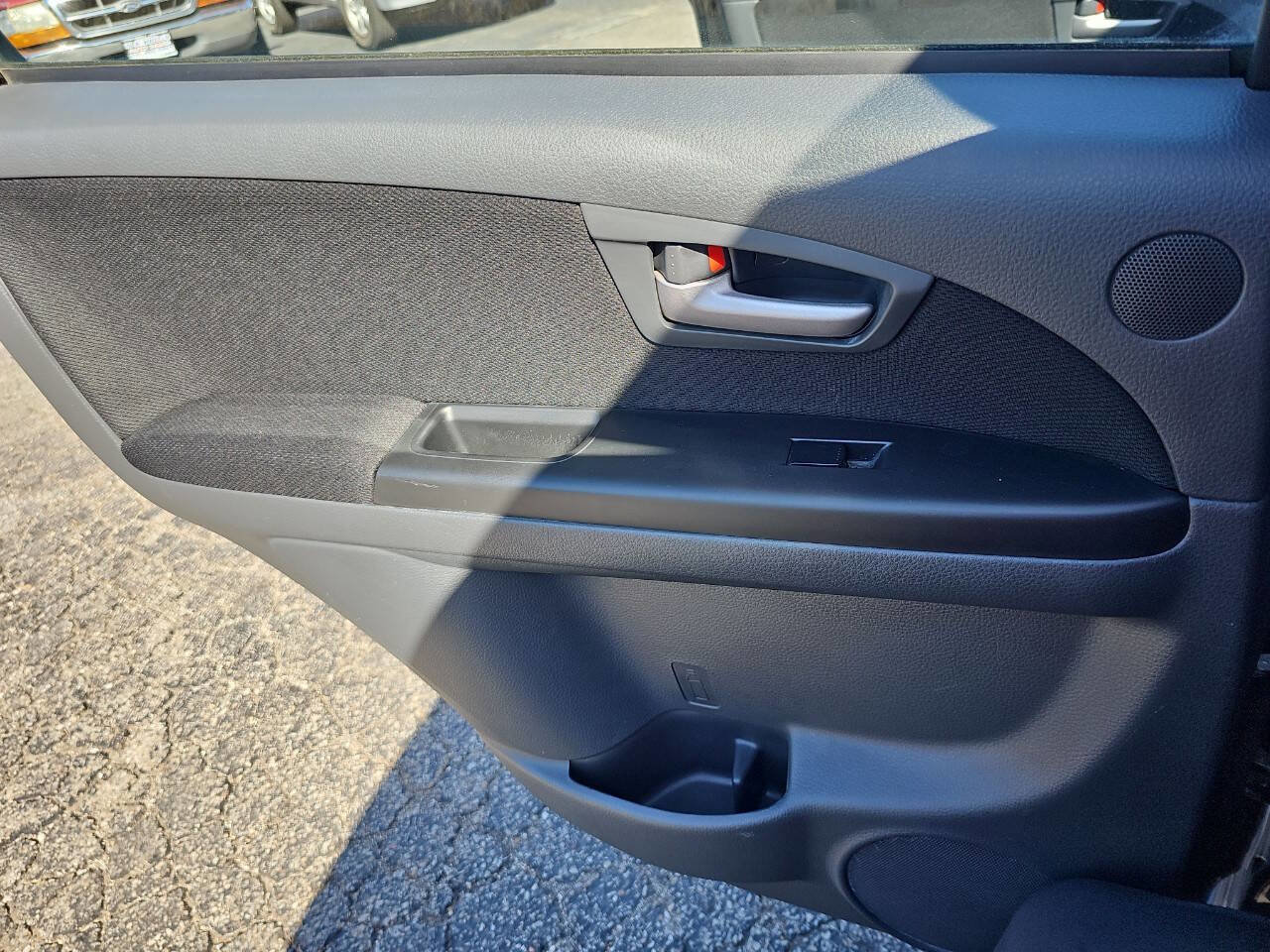 Used 2011 Suzuki SX4 Premium image 10