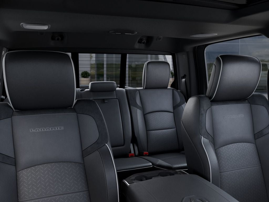 New 2026 RAM 2500 Laramie AWD/4WD image 28